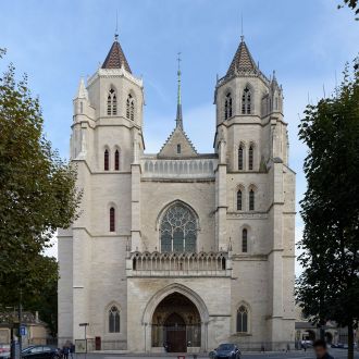 Cath&eacute;drale Sainte B&eacute;nigne
